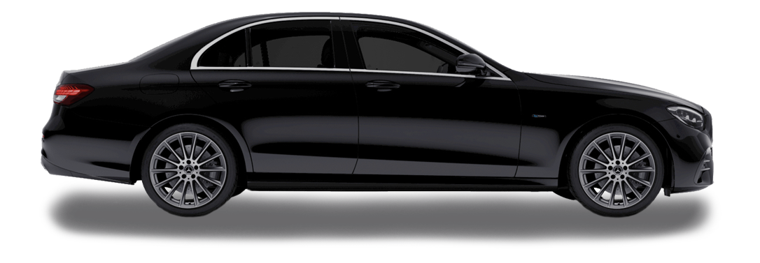 Mercedes E-Class lüks sedan araç.